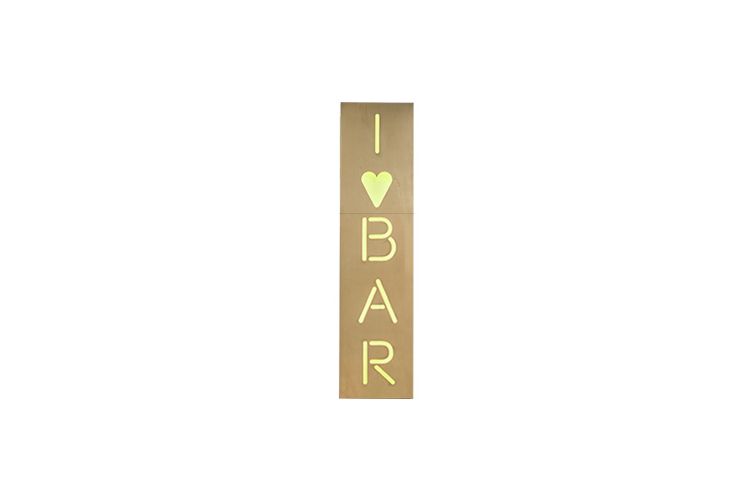 LED bord ‘I LOVE BAR’ groot L120xH480