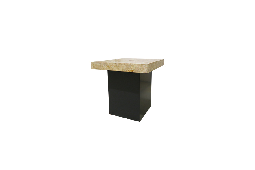 Brooklyn loungetafel OSB zwarte zuil (met stroomgat) L80xB80xH72